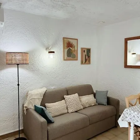 T2 4 Personnes Proche Des Plages Apartament